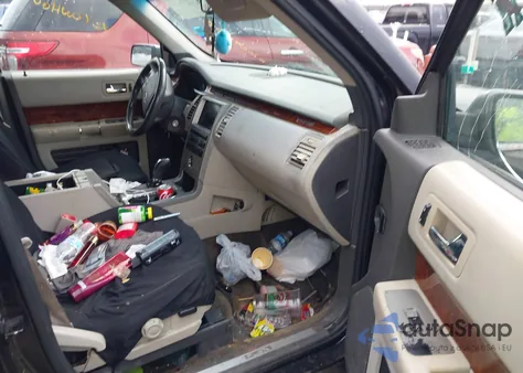 2010 Ford Flex Limited z USA, uszkodzony, nr VIN 2FMGK5DC3ABD01982